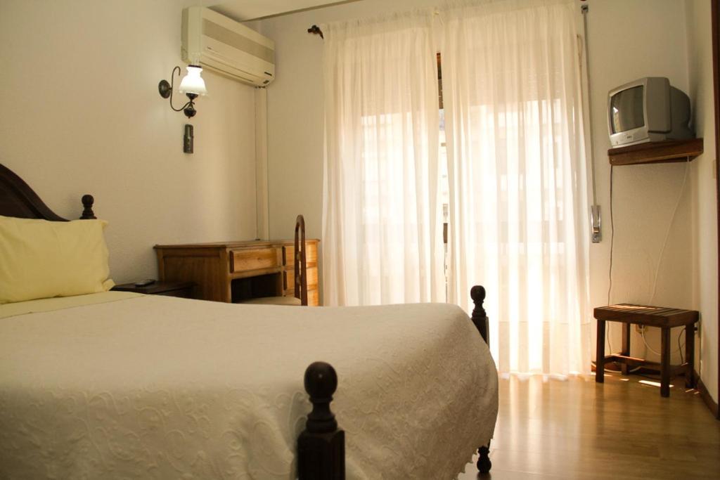 Sao Neutel Hotel Chaves Room photo